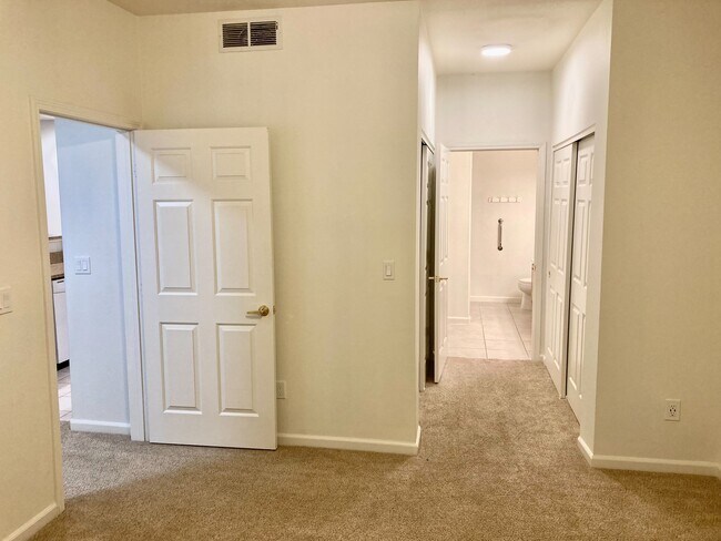 Master Bedroom - 900 S Meadows Pky
