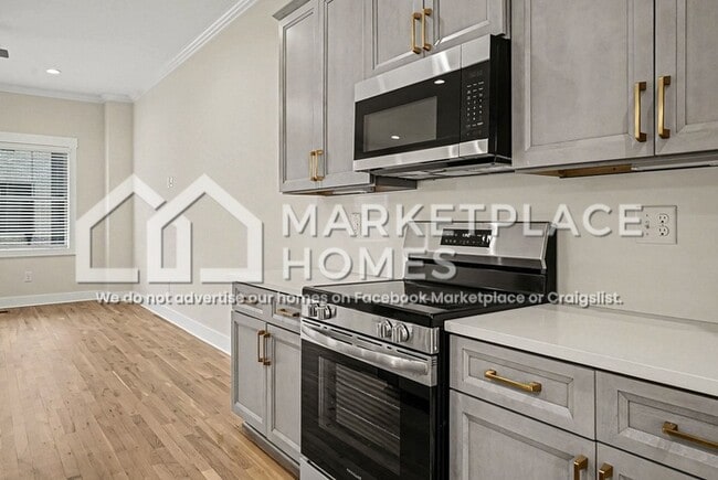 Building Photo - 974 Dozier Pl