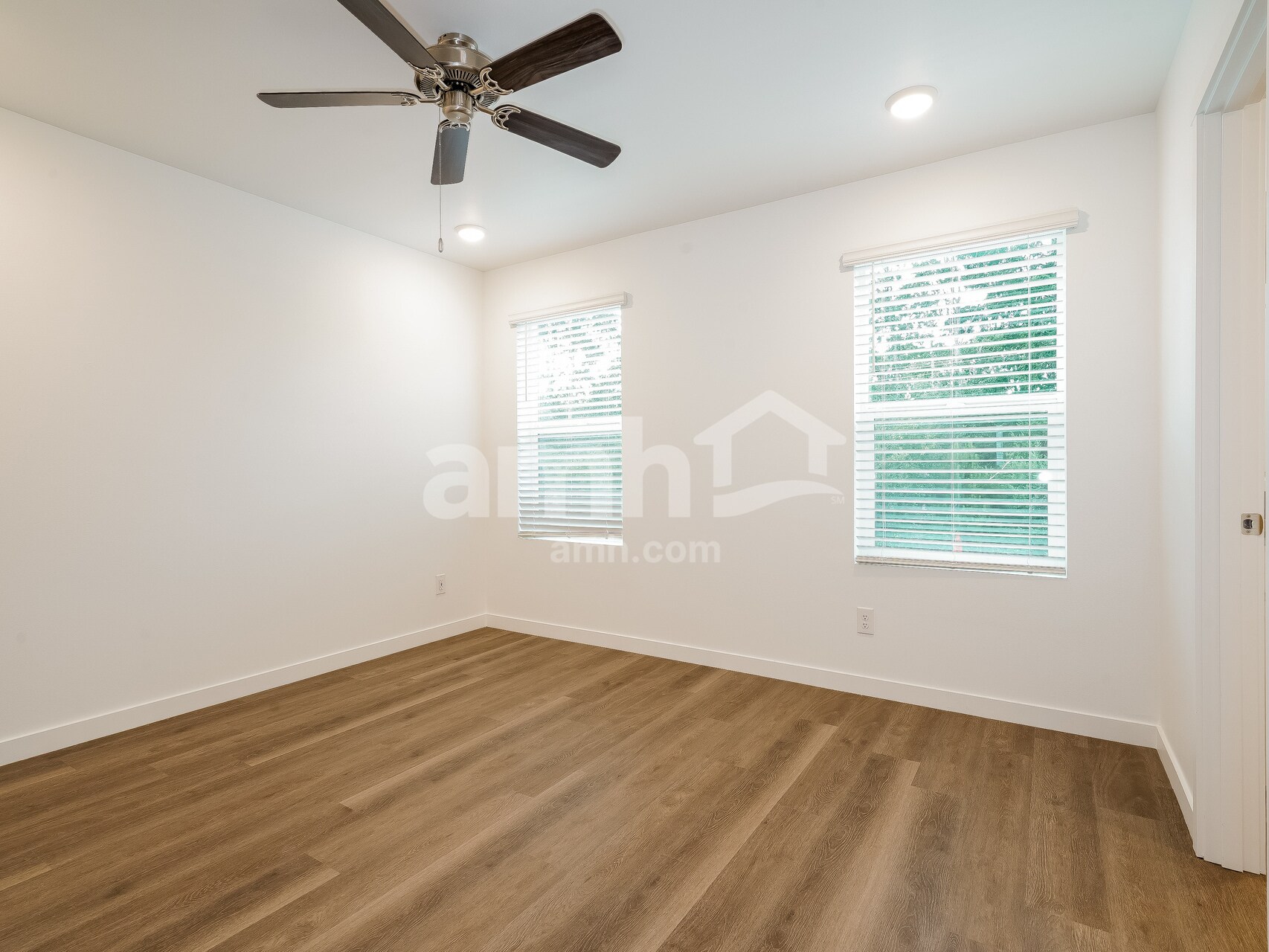 Building Photo - 5004 Washington St SE