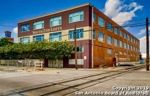 Building Photo - 1331 S Flores St