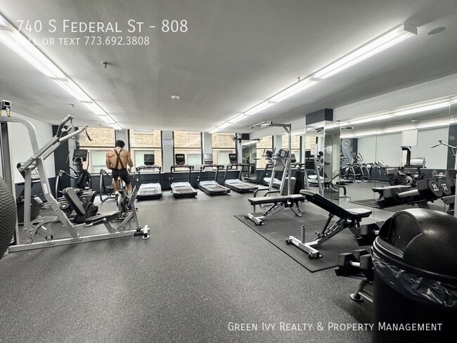 Building Photo - 740 S Federal St