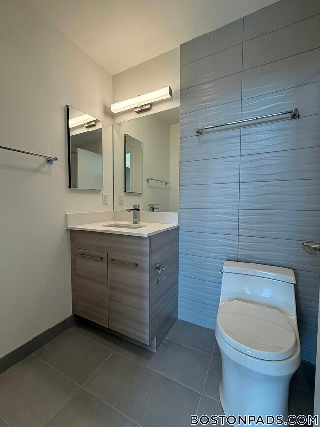 Building Photo - 1079 Commonwealth Ave