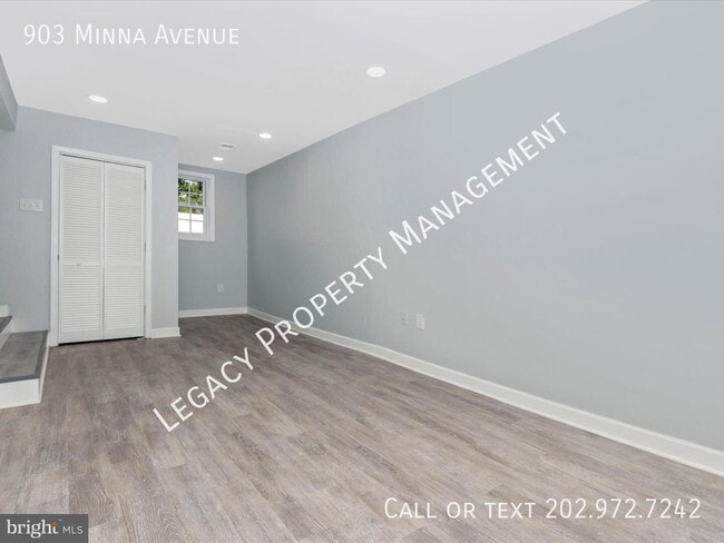 Building Photo - 903 Minna Ave