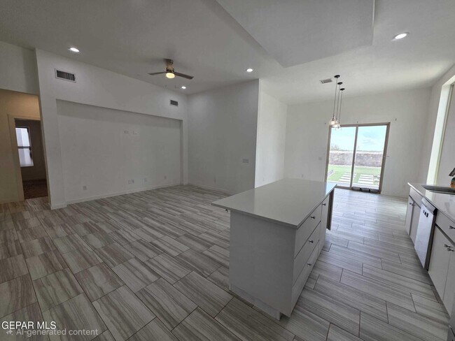 Building Photo - 14816 John McNeely Ave