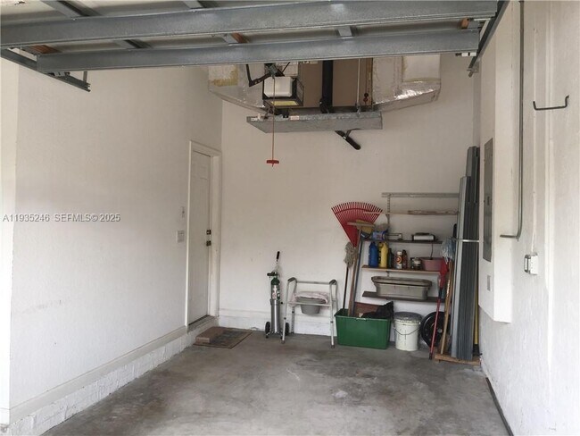 Building Photo - 2304 NE 37th Terrace