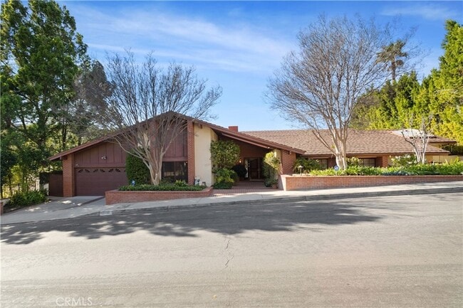 Primary Photo - 3713 Dellvale Pl