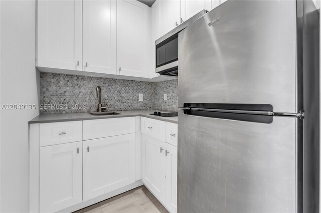 Building Photo - 6647 SW 59th St