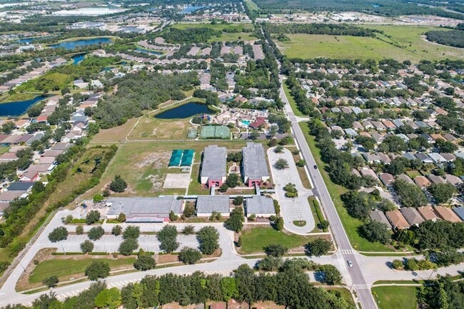 Building Photo - 6207 Colmar Pl