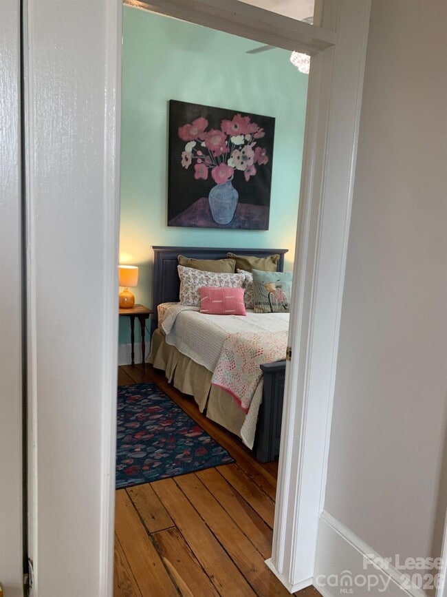 Building Photo - 22 N Congress St