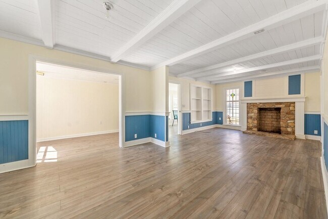 Building Photo - 3098 Murphy Hwy