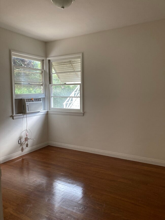 Building Photo - 11474 Cumpston St