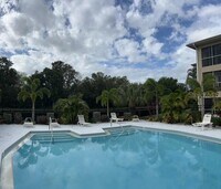 Building Photo - 2737 Enterprise Rd E