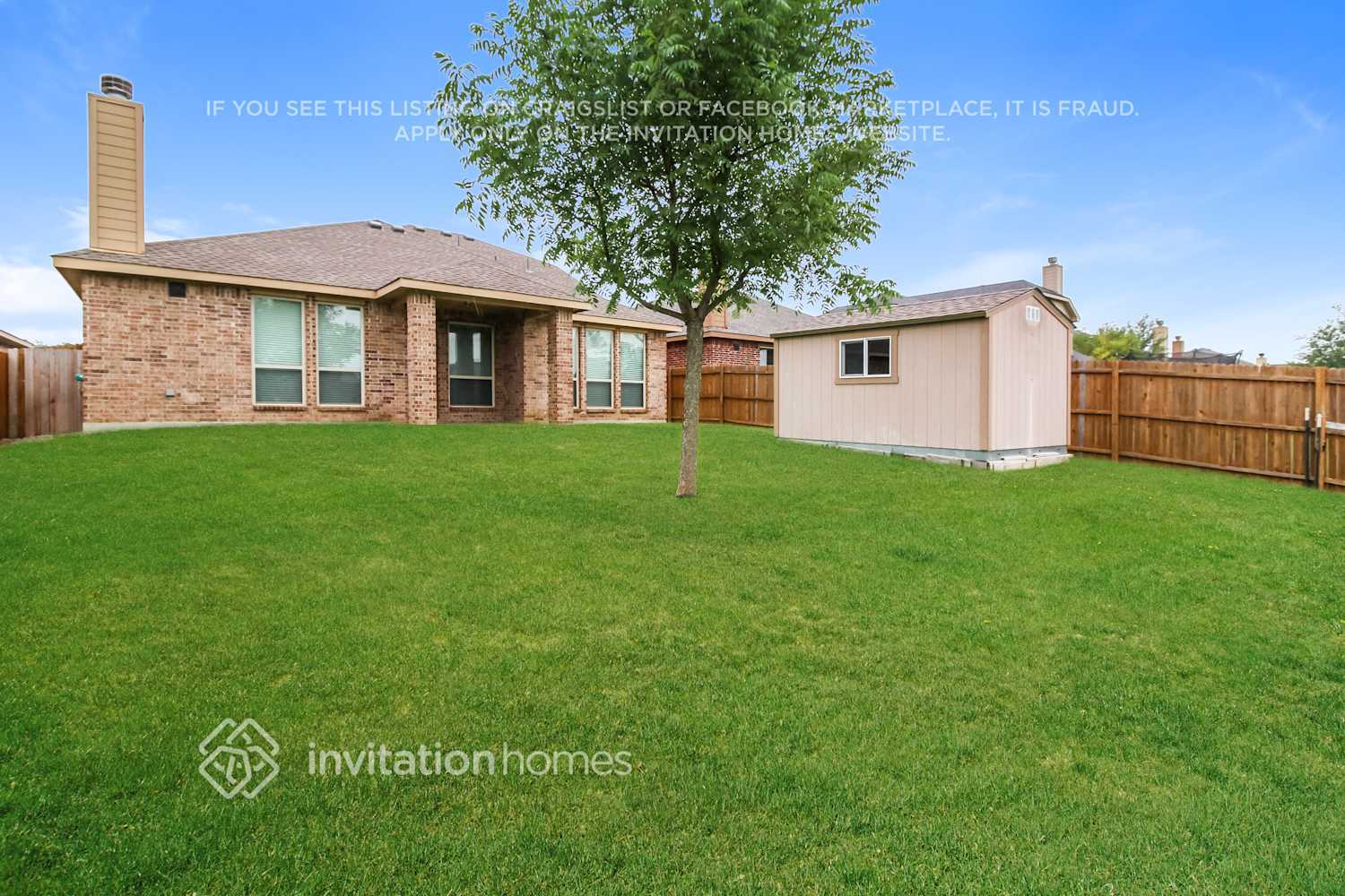 Building Photo - 3232 Tamarack Ln