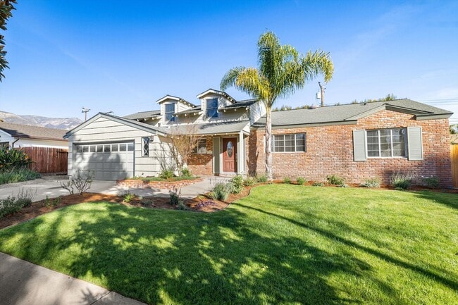 Building Photo - 504 Consuelo Dr