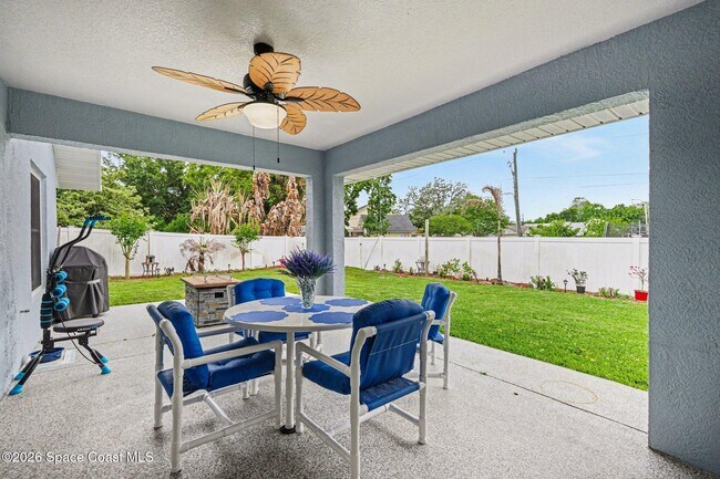 Building Photo - 2553 Christopher Dr