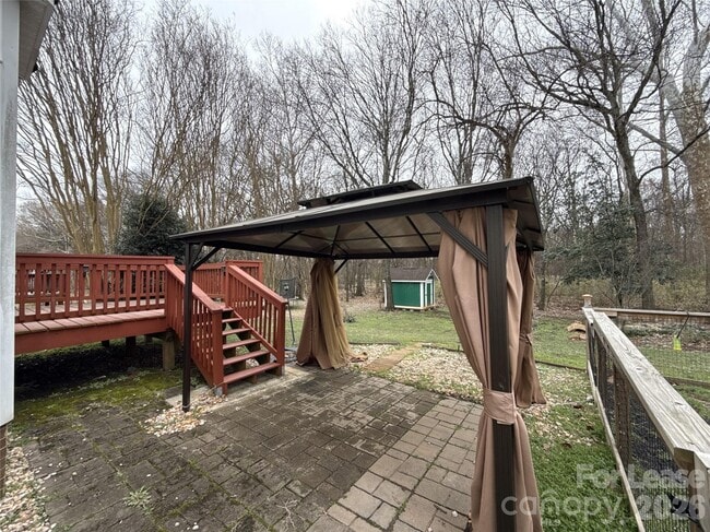 Building Photo - 14504 John Beck Dr