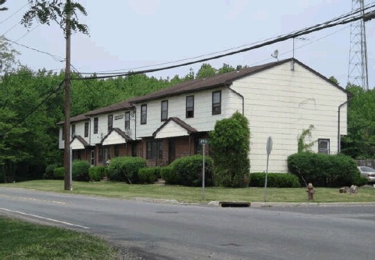 Primary Photo - 789-799 Adams Ln