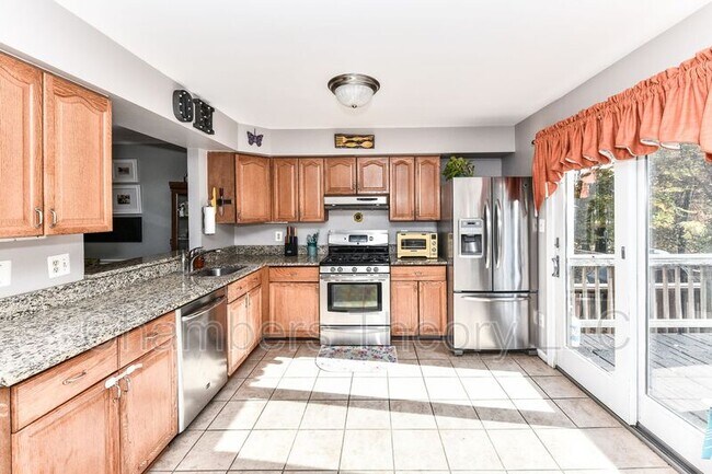 Building Photo - 7245 Worsley Way