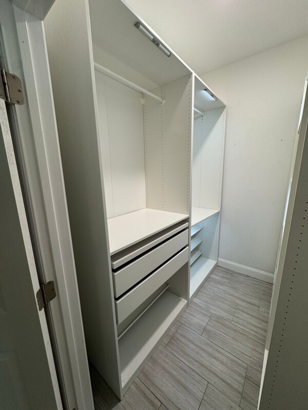 Building Photo - 6412 S Adelia Ave