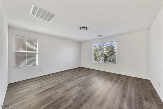 Building Photo - 10822 Hunters Green Ave