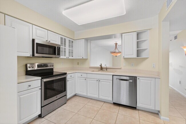 Building Photo - 5749 Gemstone Ct