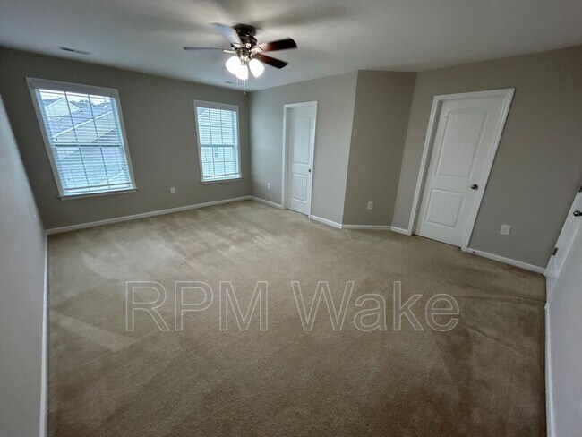 Building Photo - 217 Gulley Glen Dr