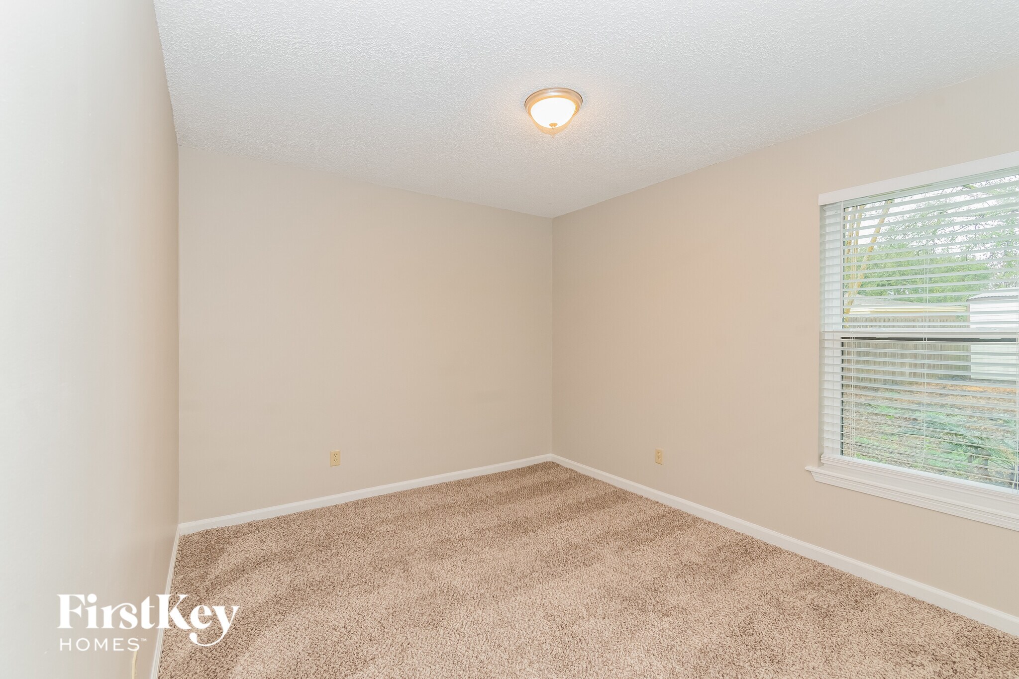 Building Photo - 8557 Granpaw Ct