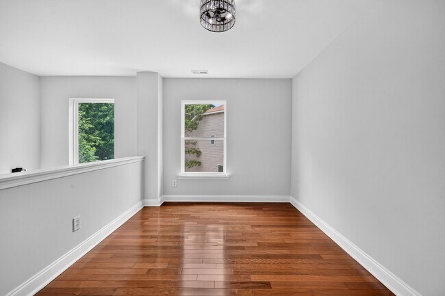 Building Photo - 4007 Jockey Club Circle