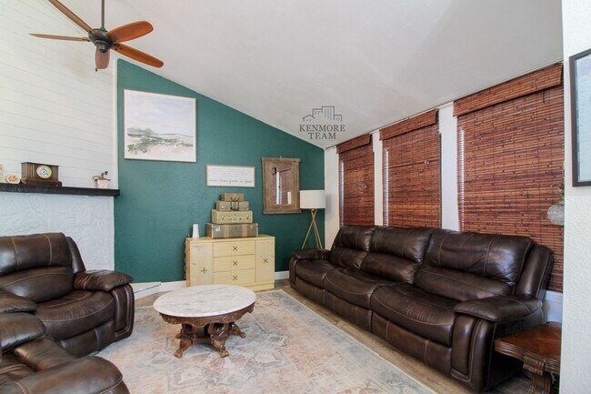 Building Photo - FURNISHED: 5 Bedroom, 2 Bath Home in Kennewick