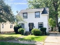 Building Photo - 1422 Elder Ave