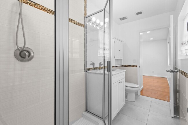 Building Photo - 3450 S Olive Ave