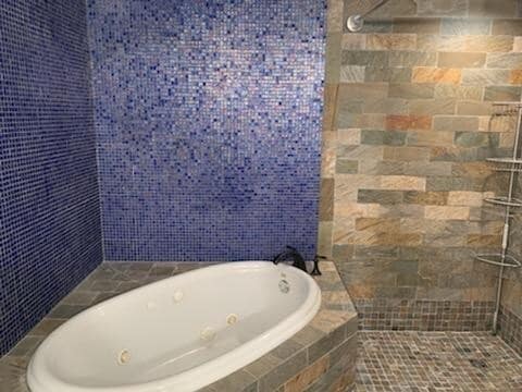 Building Photo - 3275 Lenox Rd NE