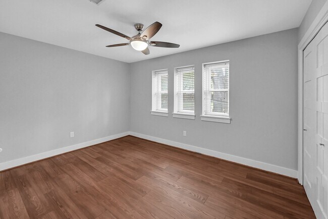 Building Photo - 4738 Whispering Falls Dr