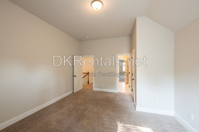 Building Photo - 2766 Hilson Commons