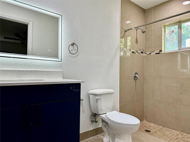 Building Photo - 513 NW 77th St