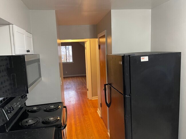 Building Photo - 2943 West Tower Ave