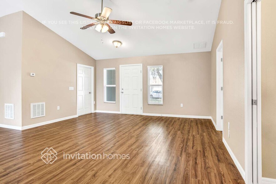 Building Photo - 327 Blue Bayou Dr