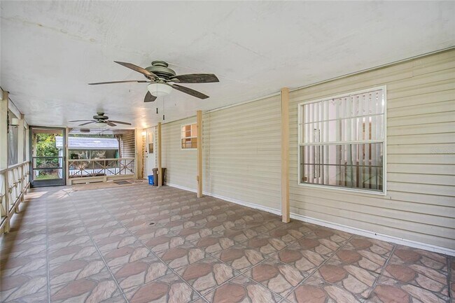 Building Photo - 18240 Lynbrook Rd
