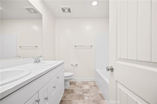 Building Photo - 12511 Ava Loma St