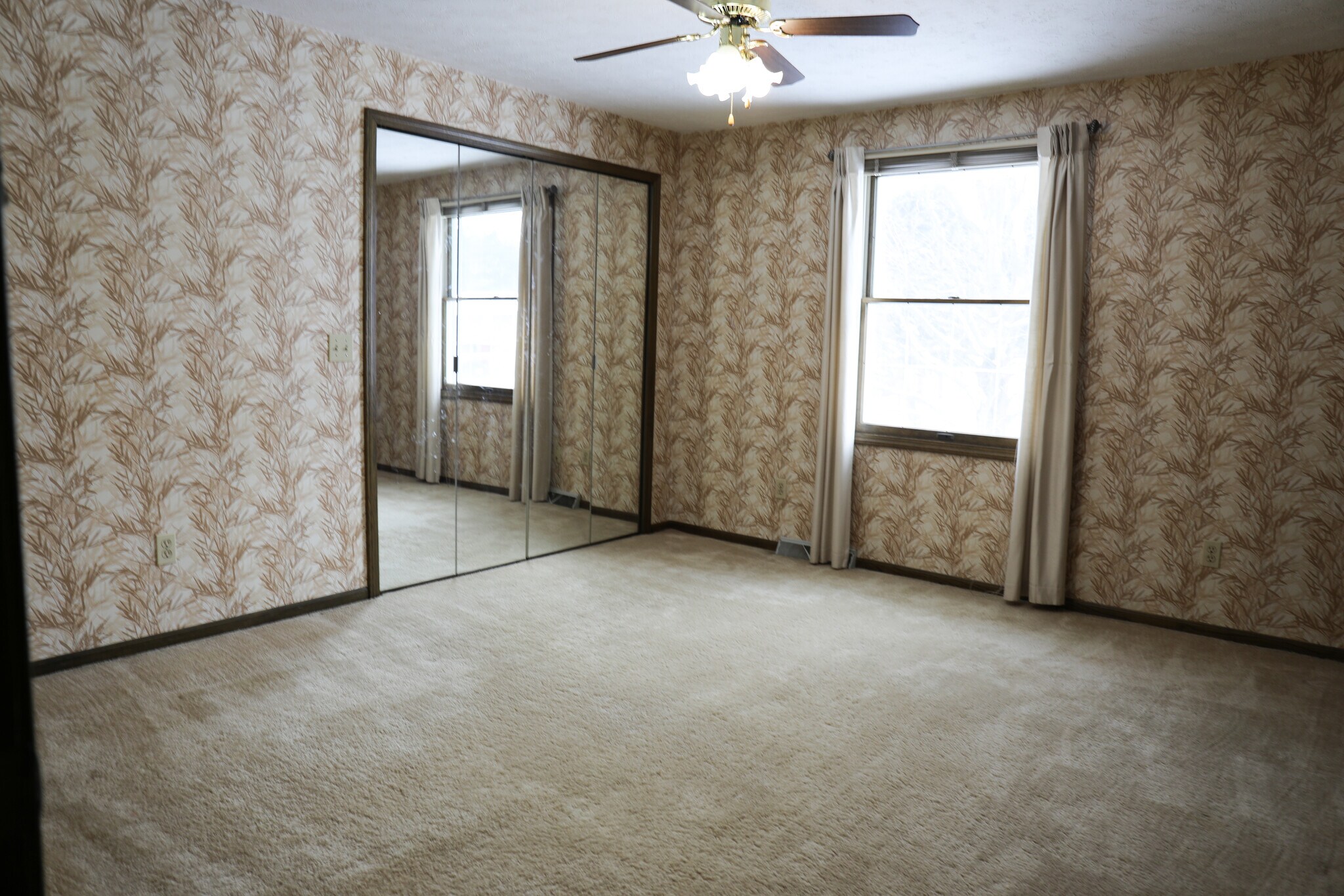Building Photo - 5409 Johnnycake Rdg NE