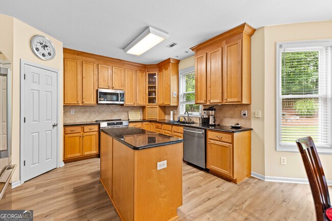 Building Photo - 430 Constitution Cir