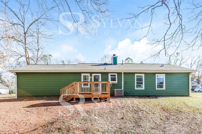 Building Photo - Turn the key. Enter. Smile. Repeat every day!