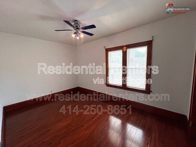 Building Photo - 2728 N 47th St