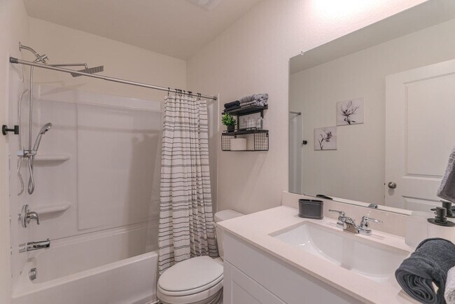 Building Photo - 10314 Woodwick St