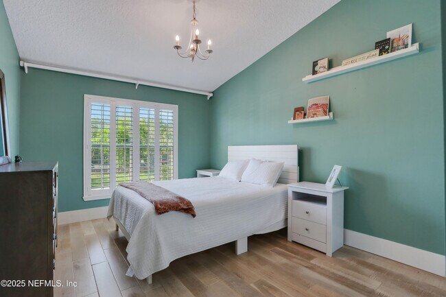 Building Photo - 228 Jardin De Mer Pl