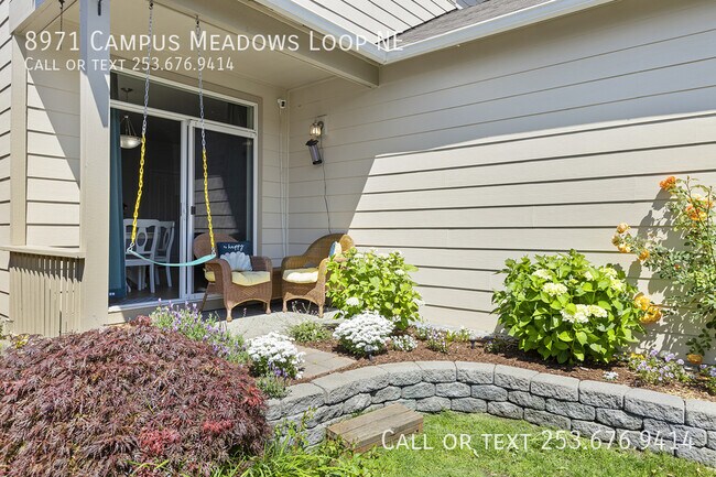 Building Photo - 8971 Campus Meadows Loop NE