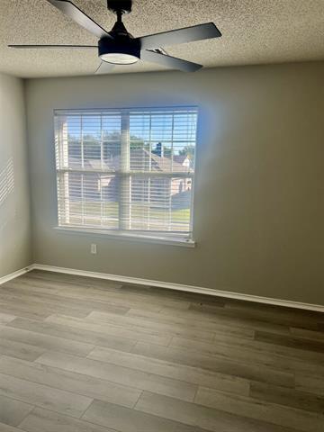 Building Photo - 9952 Nixon Dr