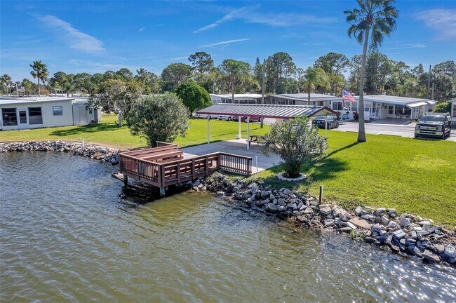 Building Photo - 10810 Freedom Dr