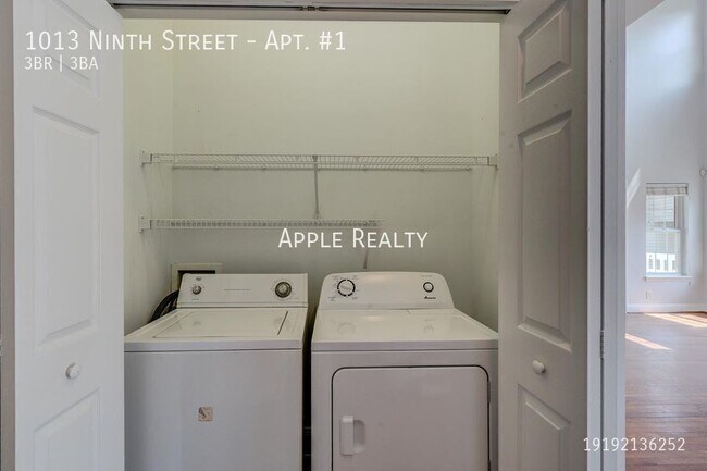 Building Photo - 1013 Ninth Street-Apt. #1