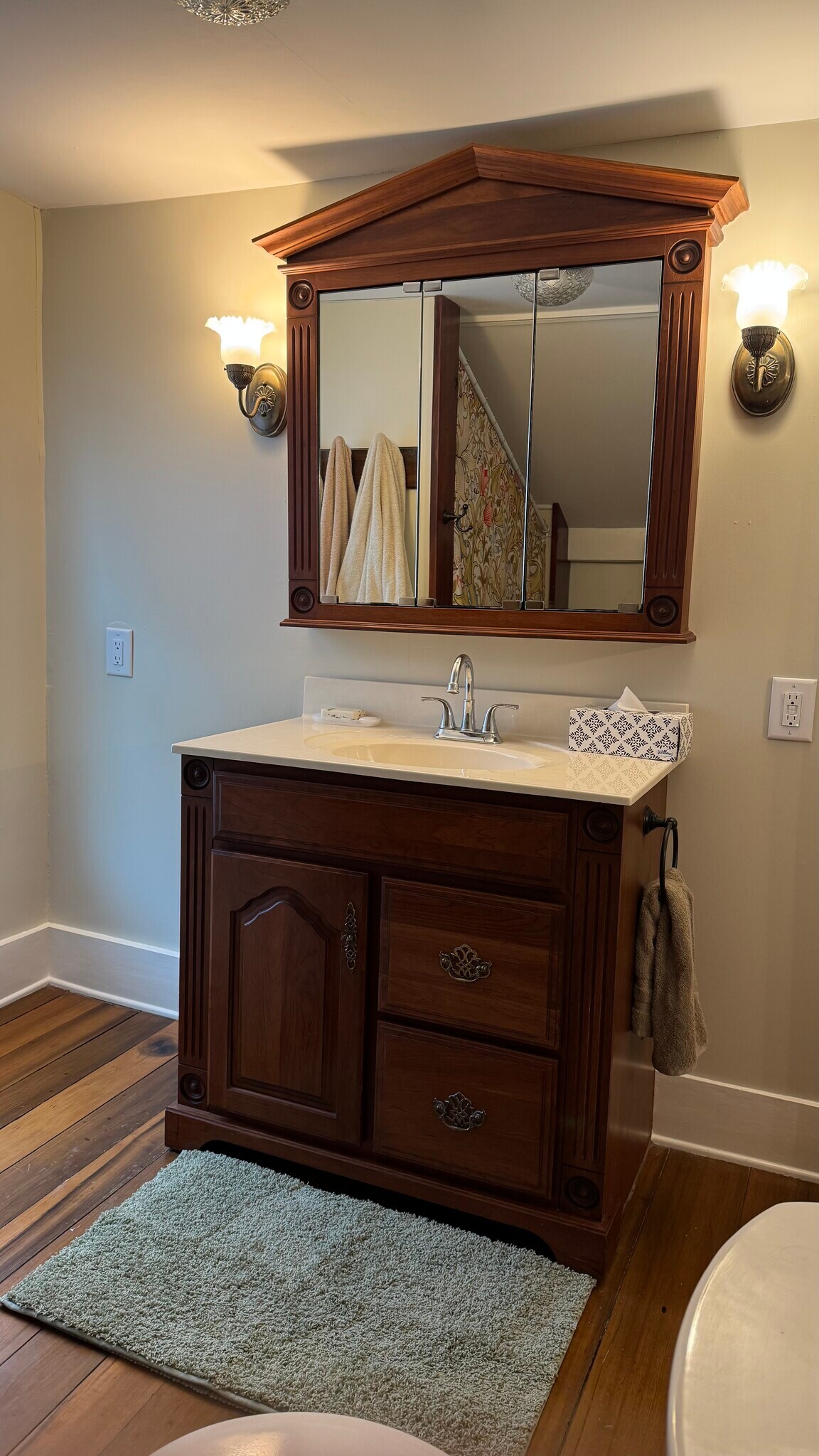 Second floor bathroom - 101 Center St